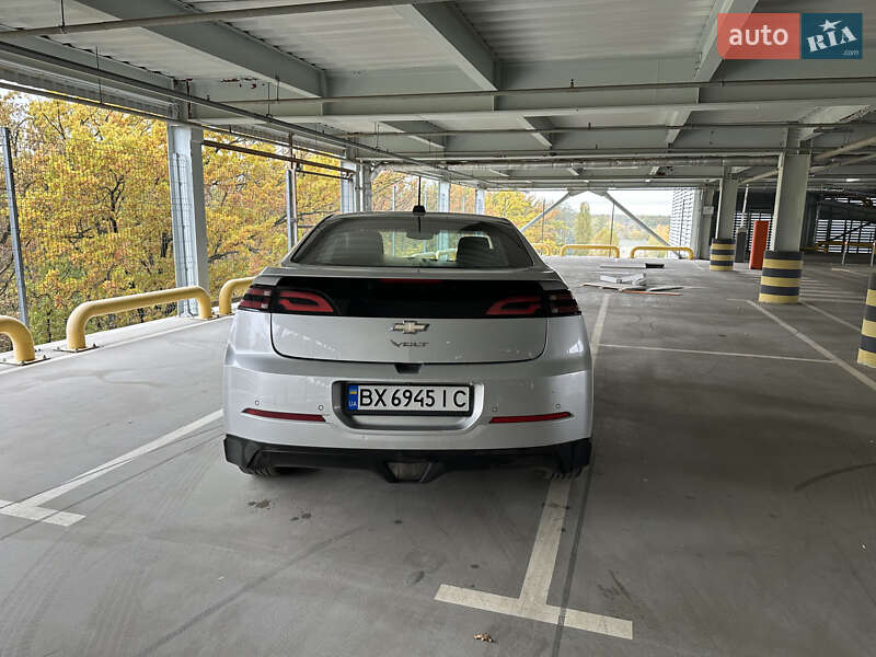 Хэтчбек Chevrolet Volt 2015 в Киеве фото 8 Хэтчбек Chevrolet Volt 2015 в Киеве