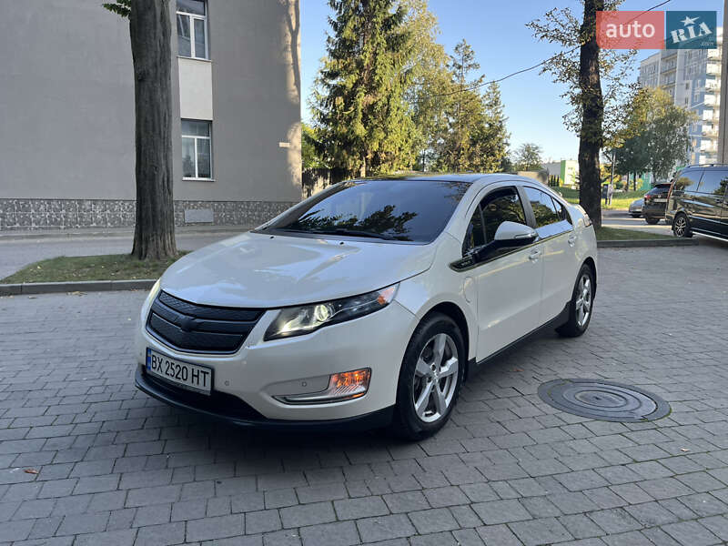 Хетчбек Chevrolet Volt 2011 в Івано-Франківську