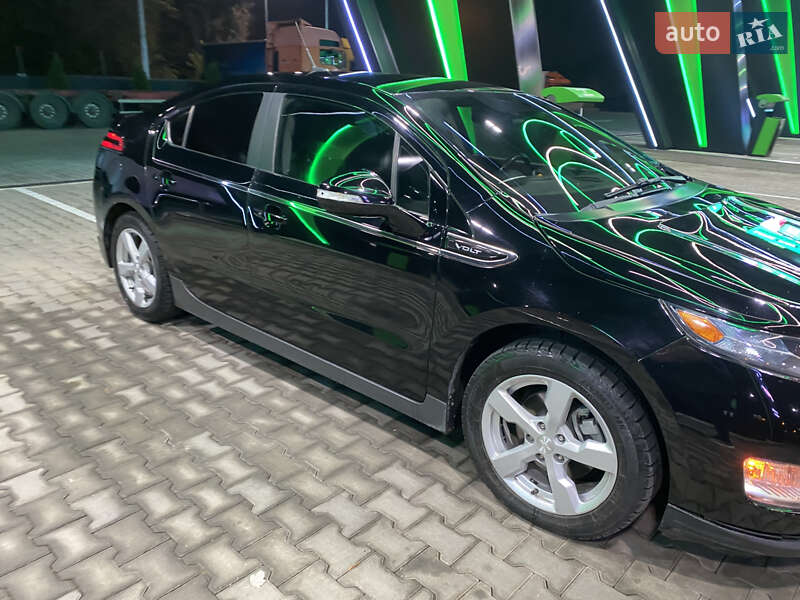 Хэтчбек Chevrolet Volt 2013 в Одессе фото 4 Хэтчбек Chevrolet Volt 2013 в Одессе