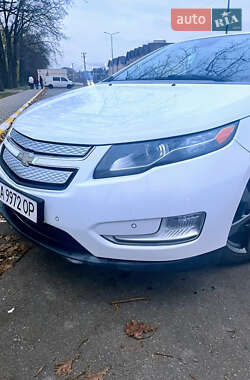 Хэтчбек Chevrolet Volt 2014 в Киеве