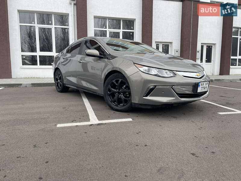 Хетчбек Chevrolet Volt 2017 в Києві