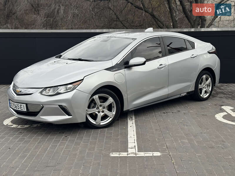 Хетчбек Chevrolet Volt 2016 в Києві