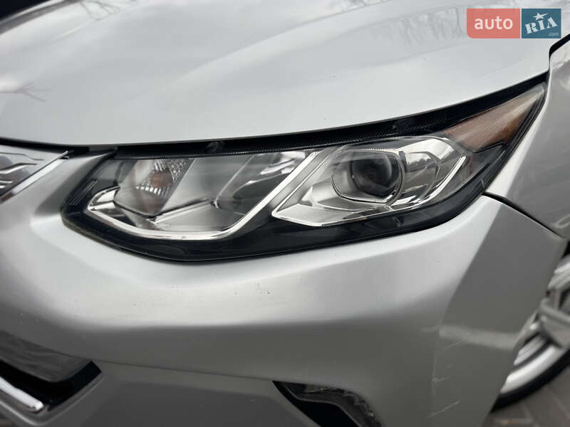Хетчбек Chevrolet Volt 2016 в Києві