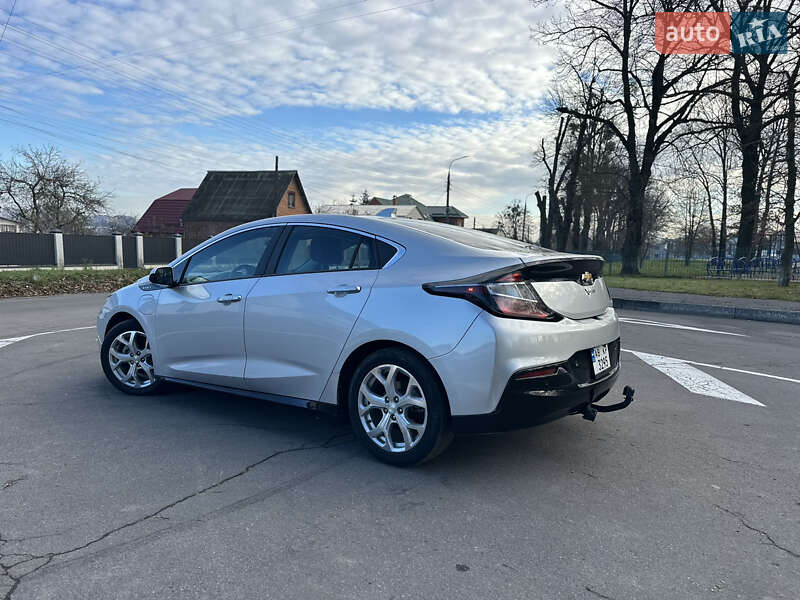 Хэтчбек Chevrolet Volt 2017 в Виннице