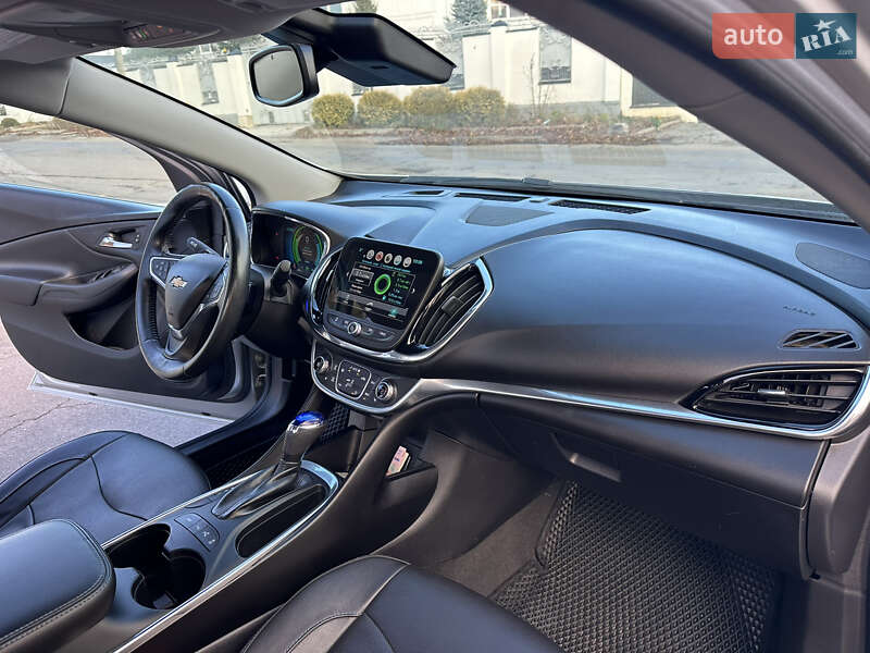 Хэтчбек Chevrolet Volt 2017 в Виннице