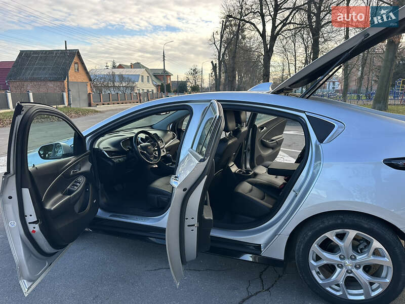 Хэтчбек Chevrolet Volt 2017 в Виннице