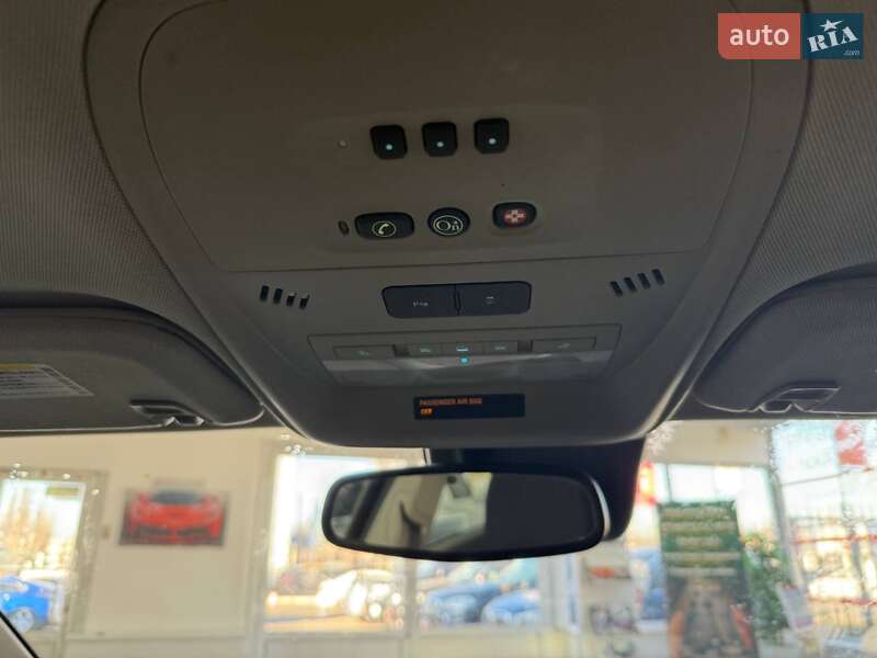 Хэтчбек Chevrolet Volt 2012 в Киеве