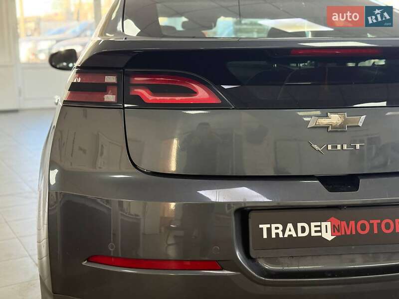Хэтчбек Chevrolet Volt 2012 в Киеве