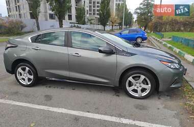 Хэтчбек Chevrolet Volt 2016 в Киеве