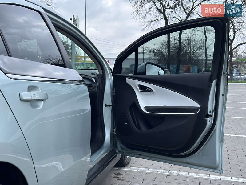 Хетчбек Chevrolet Volt 2011 в Одесі