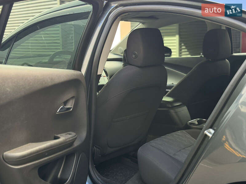 Хэтчбек Chevrolet Volt 2013 в Киеве фото 19 Хэтчбек Chevrolet Volt 2013 в Киеве