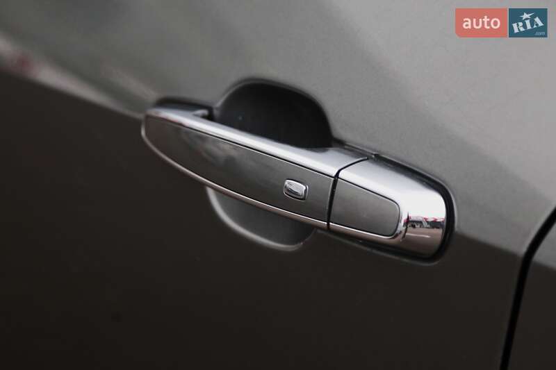 Хетчбек Chevrolet Volt 2016 в Києві