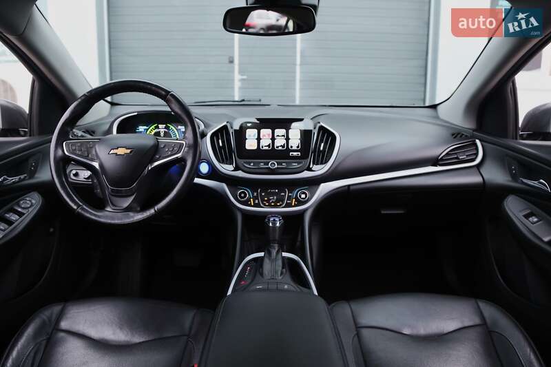 Хетчбек Chevrolet Volt 2016 в Києві