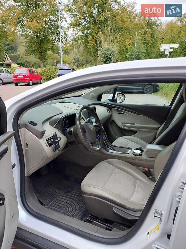 Хетчбек Chevrolet Volt 2014 в Дніпрі фото 8 Хетчбек Chevrolet Volt 2014 в Дніпрі