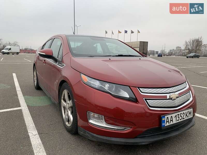 Хетчбек Chevrolet Volt 2012 в Києві
