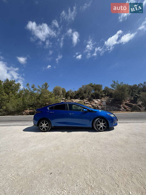 Хэтчбек Chevrolet Volt 2016 в Одессе