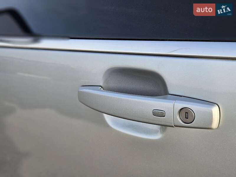 Хетчбек Chevrolet Volt 2013 в Києві фото 15 Хетчбек Chevrolet Volt 2013 в Києві