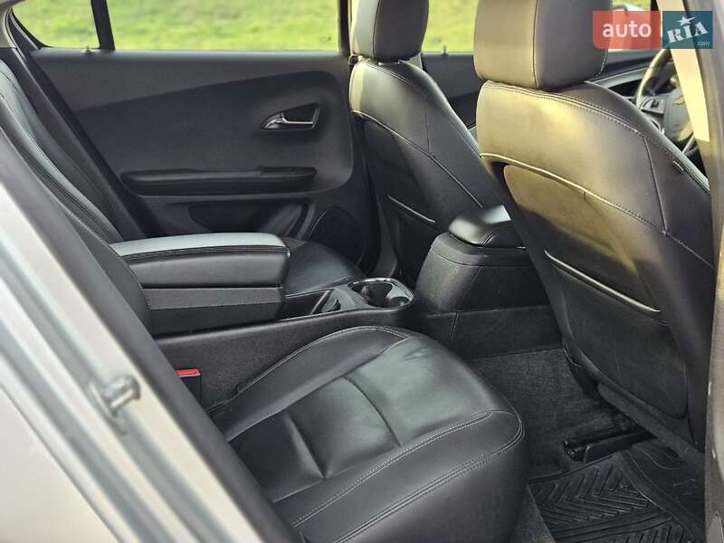 Хетчбек Chevrolet Volt 2013 в Києві фото 23 Хетчбек Chevrolet Volt 2013 в Києві