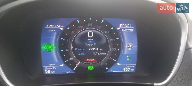 Хэтчбек Chevrolet Volt 2016 в Ивано-Франковске