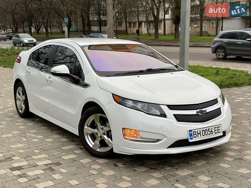 Хэтчбек Chevrolet Volt 2015 в Одессе