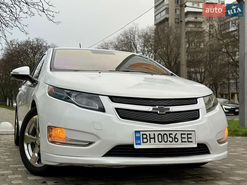 Хэтчбек Chevrolet Volt 2015 в Одессе