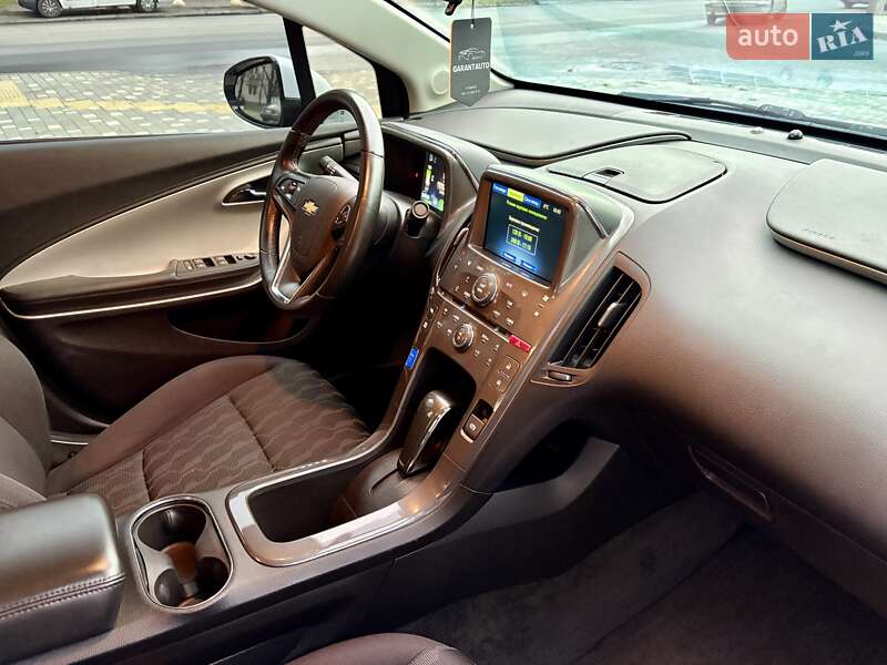 Хэтчбек Chevrolet Volt 2015 в Одессе
