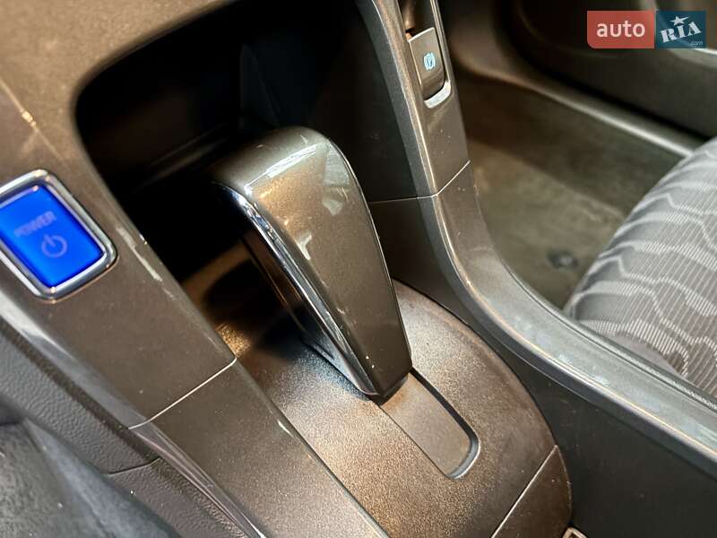 Хэтчбек Chevrolet Volt 2015 в Одессе