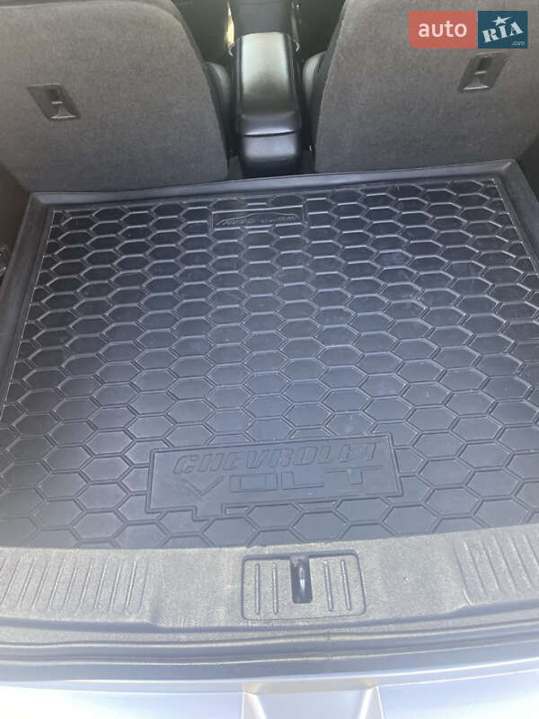 Хэтчбек Chevrolet Volt 2014 в Ромнах