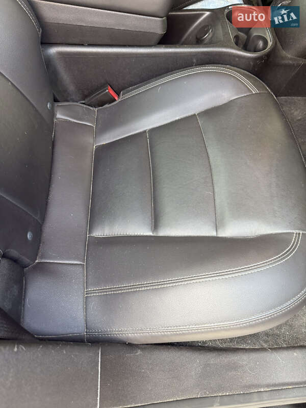 Хэтчбек Chevrolet Volt 2012 в Сумах