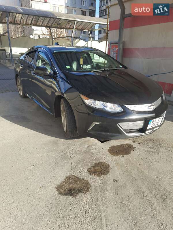 Хэтчбек Chevrolet Volt 2015 в Кропивницком