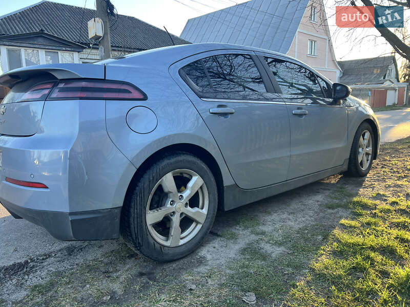 Хэтчбек Chevrolet Volt 2014 в Броварах