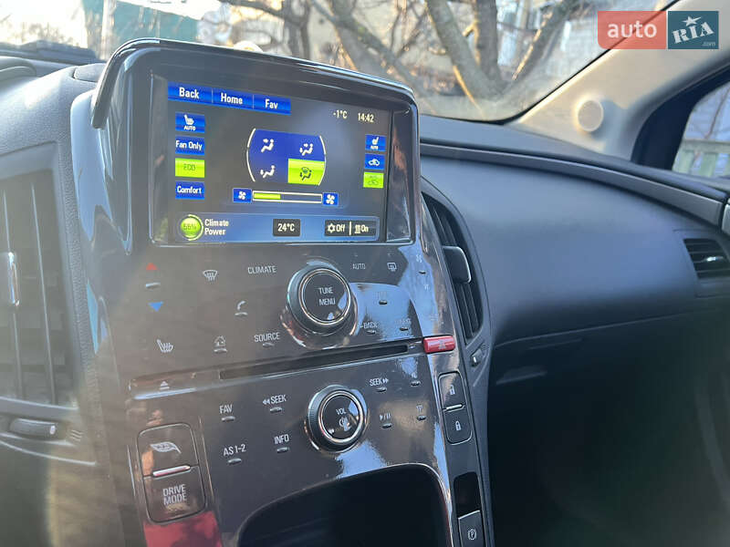Хэтчбек Chevrolet Volt 2014 в Броварах