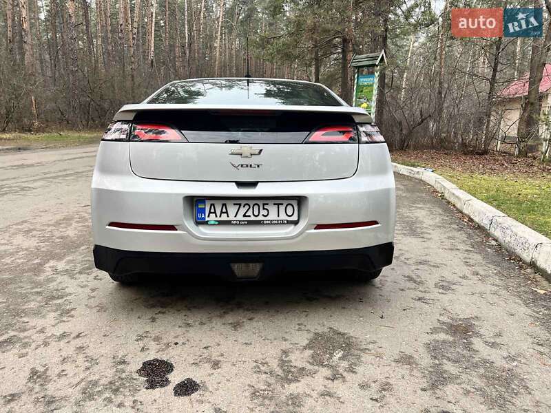Хетчбек Chevrolet Volt 2013 в Броварах