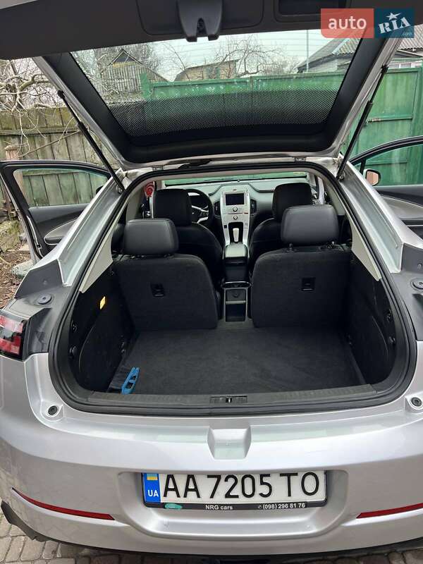 Хетчбек Chevrolet Volt 2013 в Броварах