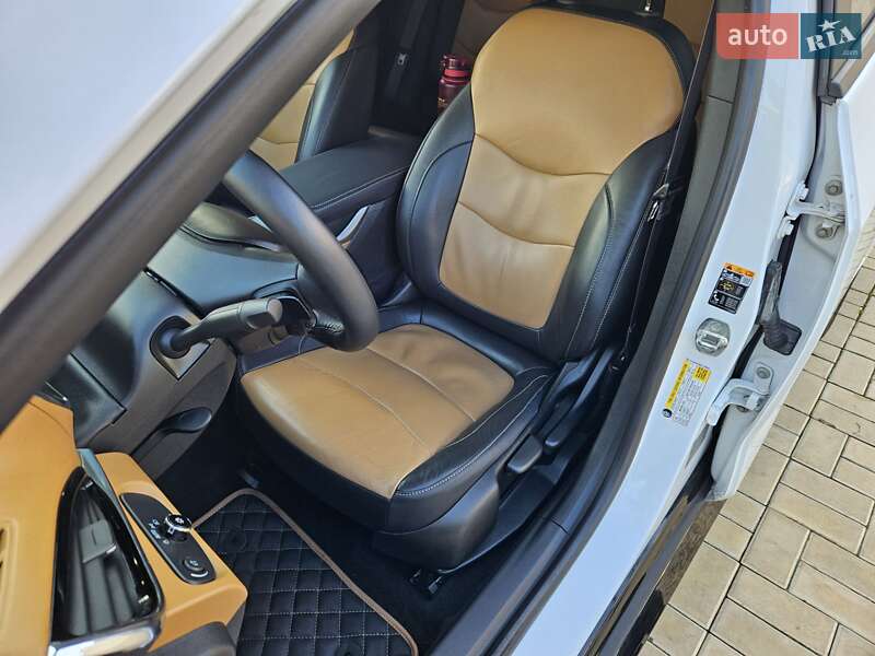 Хэтчбек Chevrolet Volt 2016 в Одессе