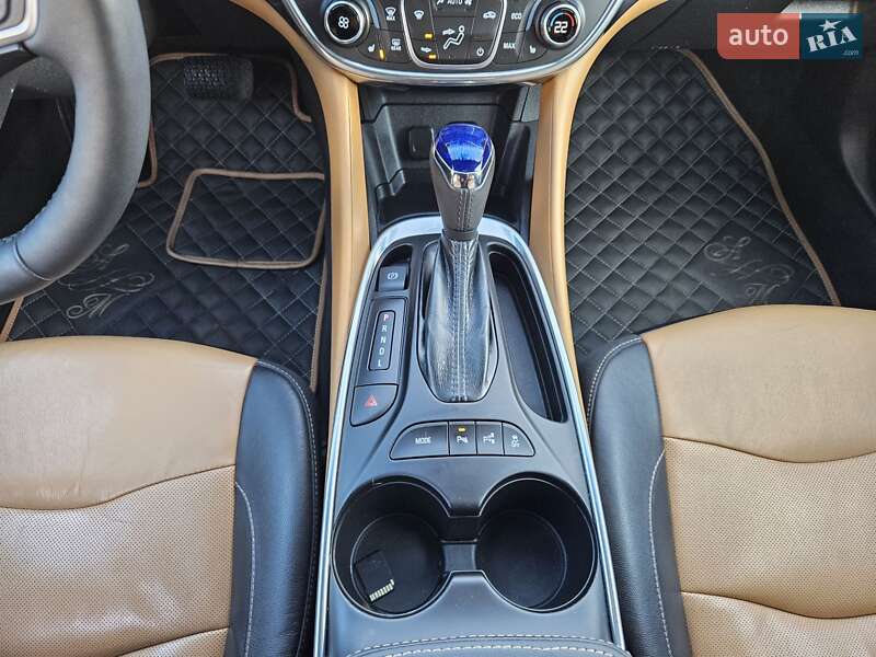 Хэтчбек Chevrolet Volt 2016 в Одессе