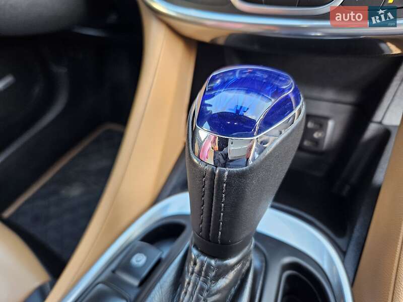 Хэтчбек Chevrolet Volt 2016 в Одессе