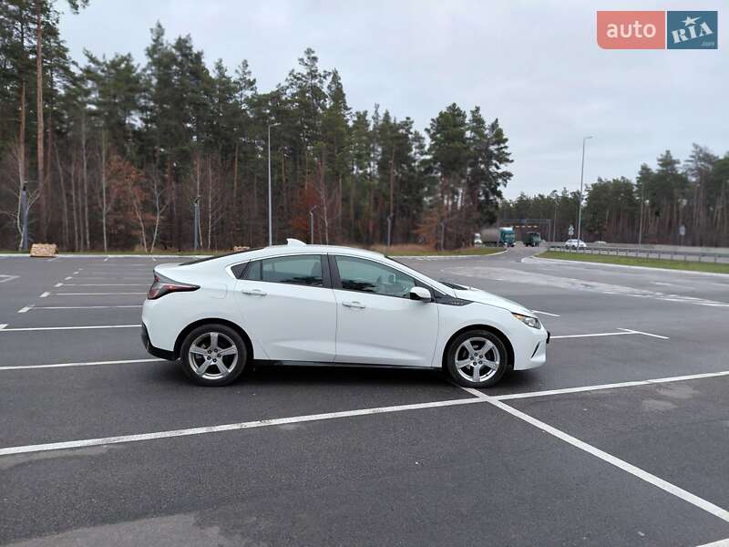 Хетчбек Chevrolet Volt 2018 в Києві