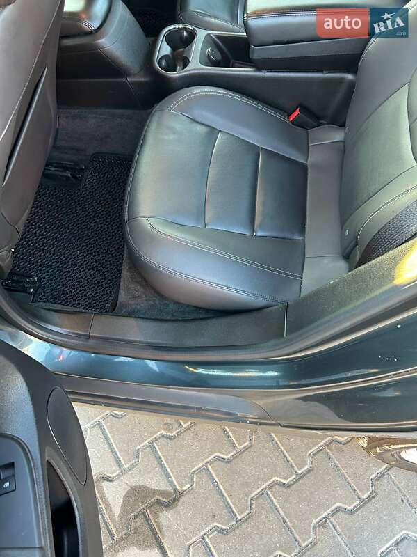 Хетчбек Chevrolet Volt 2013 в Києві