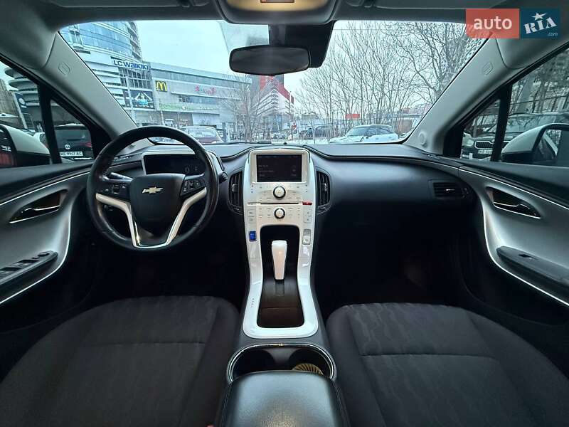 Хэтчбек Chevrolet Volt 2012 в Днепре