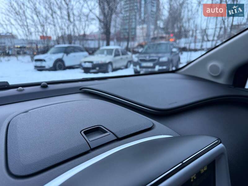 Хэтчбек Chevrolet Volt 2012 в Днепре