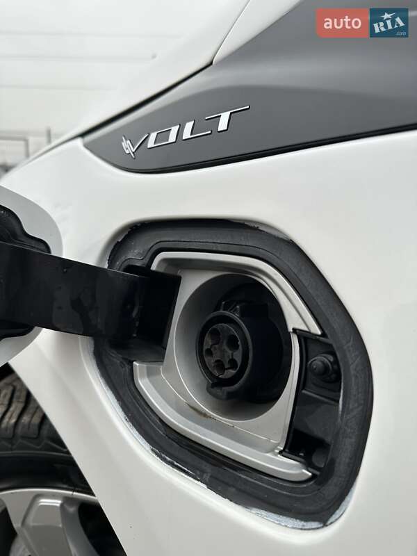 Хетчбек Chevrolet Volt 2018 в Білогородці