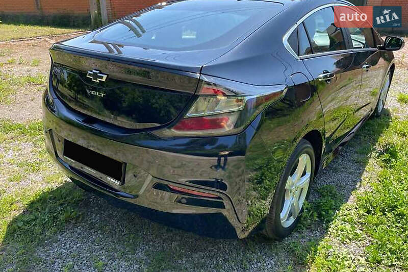 Хэтчбек Chevrolet Volt 2018 в Киеве