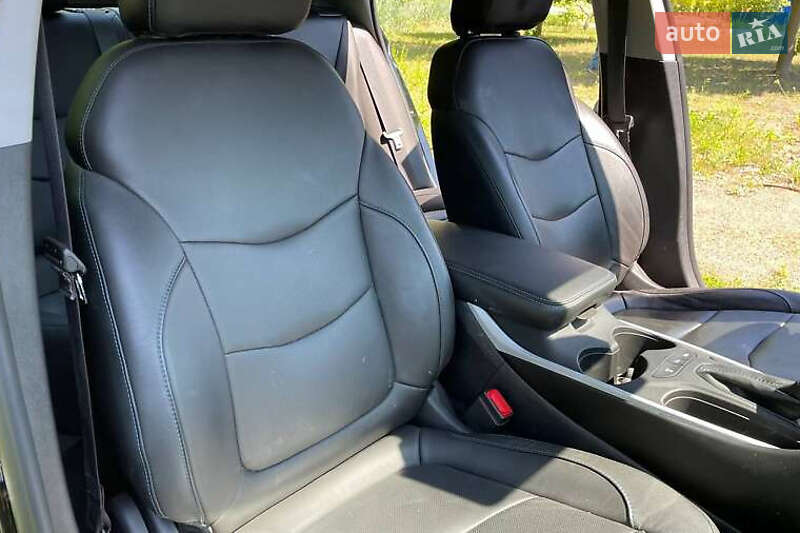 Хэтчбек Chevrolet Volt 2018 в Киеве