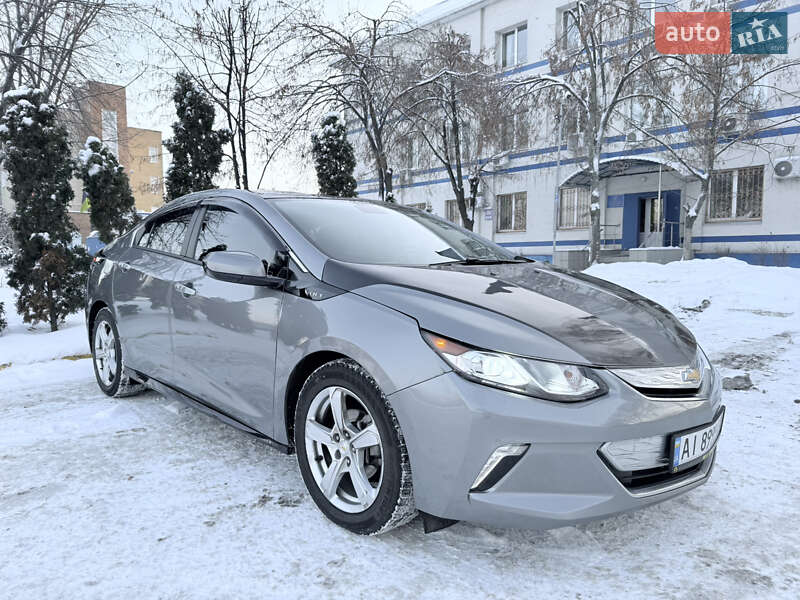 Хэтчбек Chevrolet Volt 2018 в Киеве