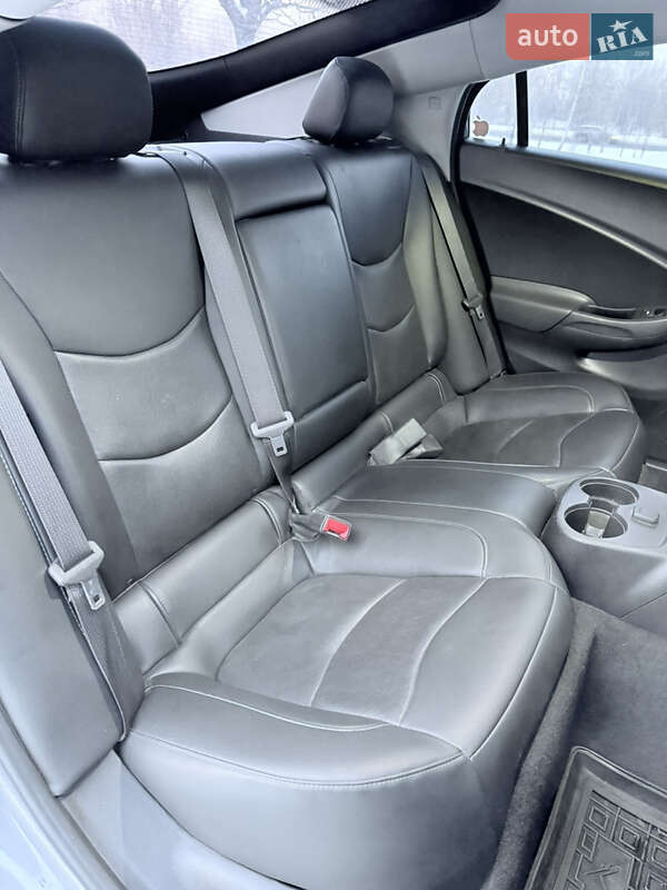 Хэтчбек Chevrolet Volt 2018 в Киеве