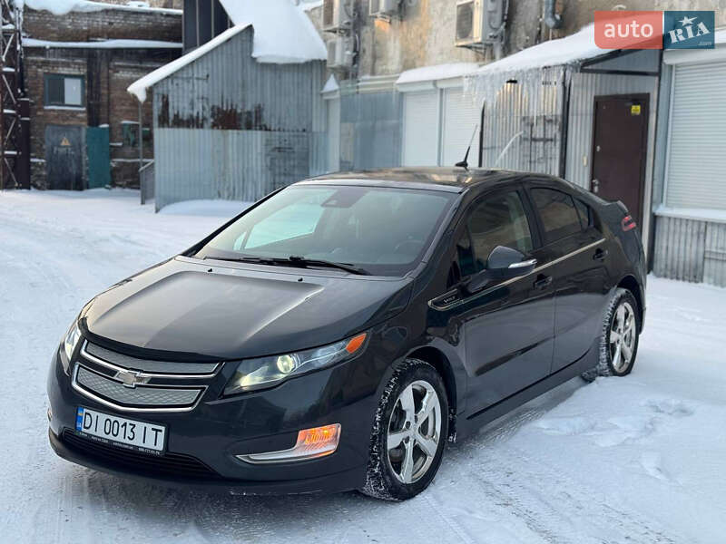 Хэтчбек Chevrolet Volt 2013 в Киеве