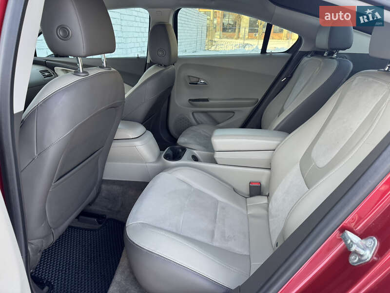 Хэтчбек Chevrolet Volt 2012 в Киеве фото 20 Хэтчбек Chevrolet Volt 2012 в Киеве