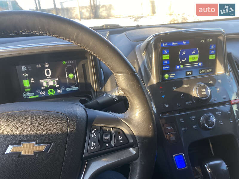 Хэтчбек Chevrolet Volt 2014 в Ромнах