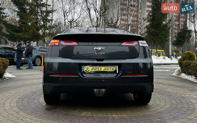 Хэтчбек Chevrolet Volt 2015 в Львове